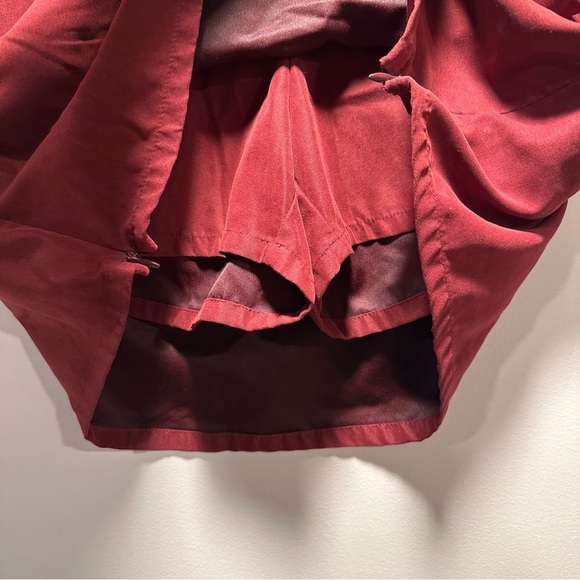 Patagonia W's Duway Skirt #58612 Size 10 VGUC WaterRepellent Skort Pocket in Red - Picture 3 of 12